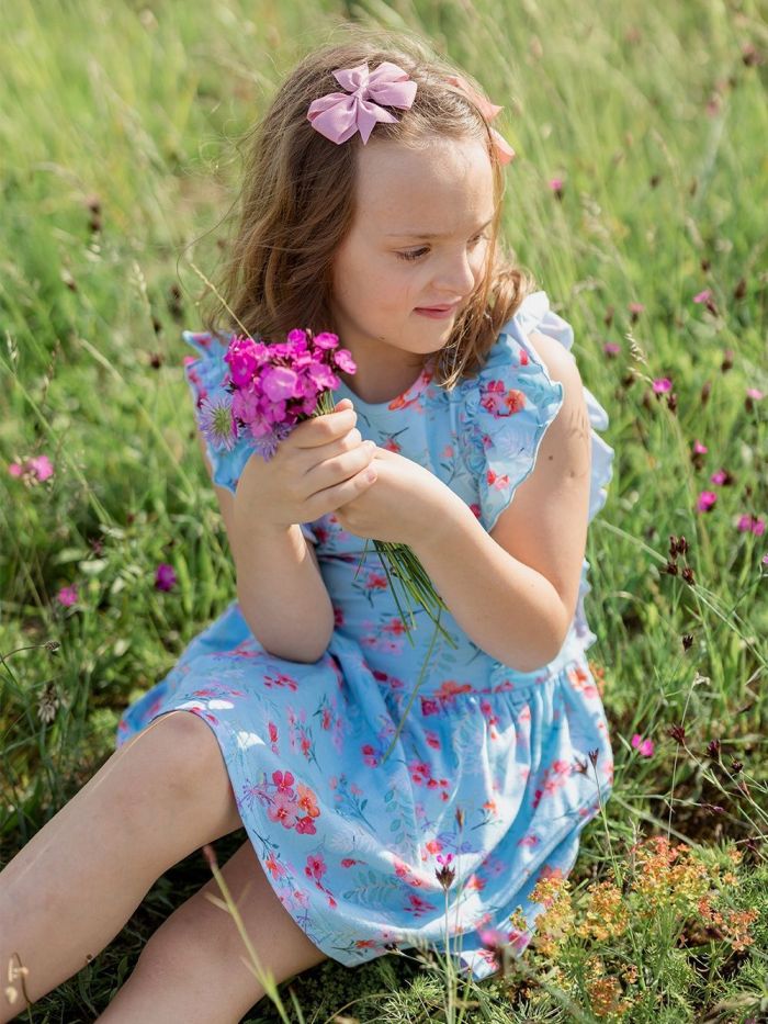 dievčenské letné šaty s kvetmi